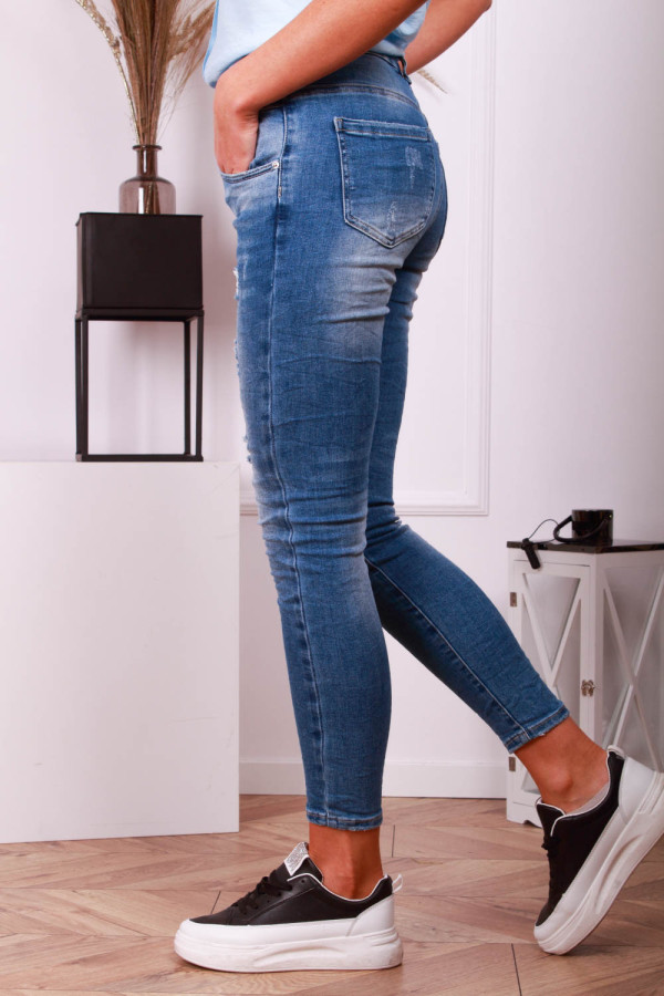 Jeansowe spodnie z naszyciami 1